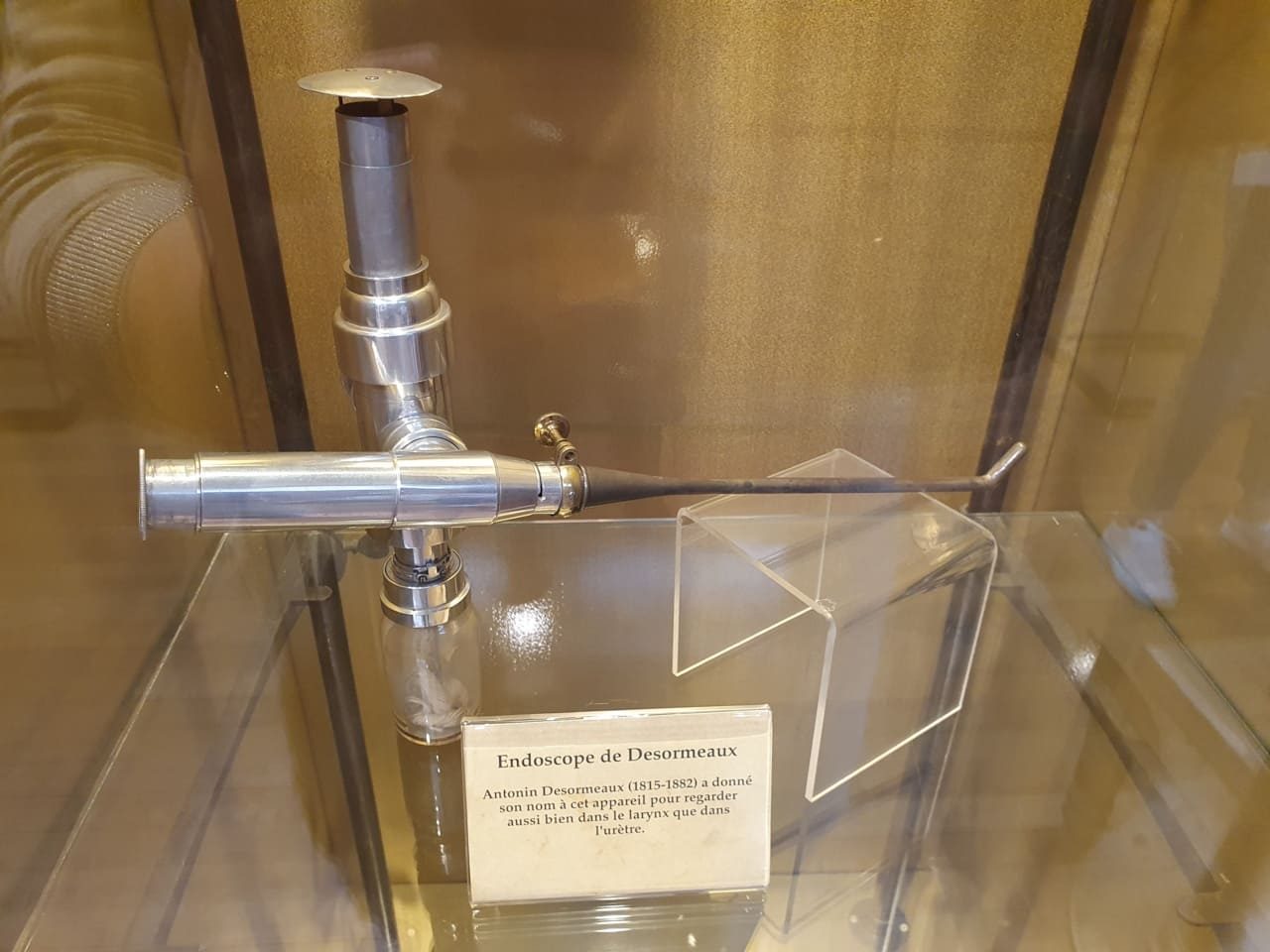 Desormeaux's endoscope-01.jpg